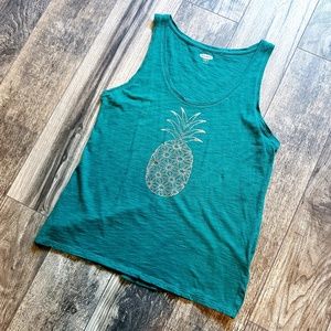 Pineapple Graphic Tank